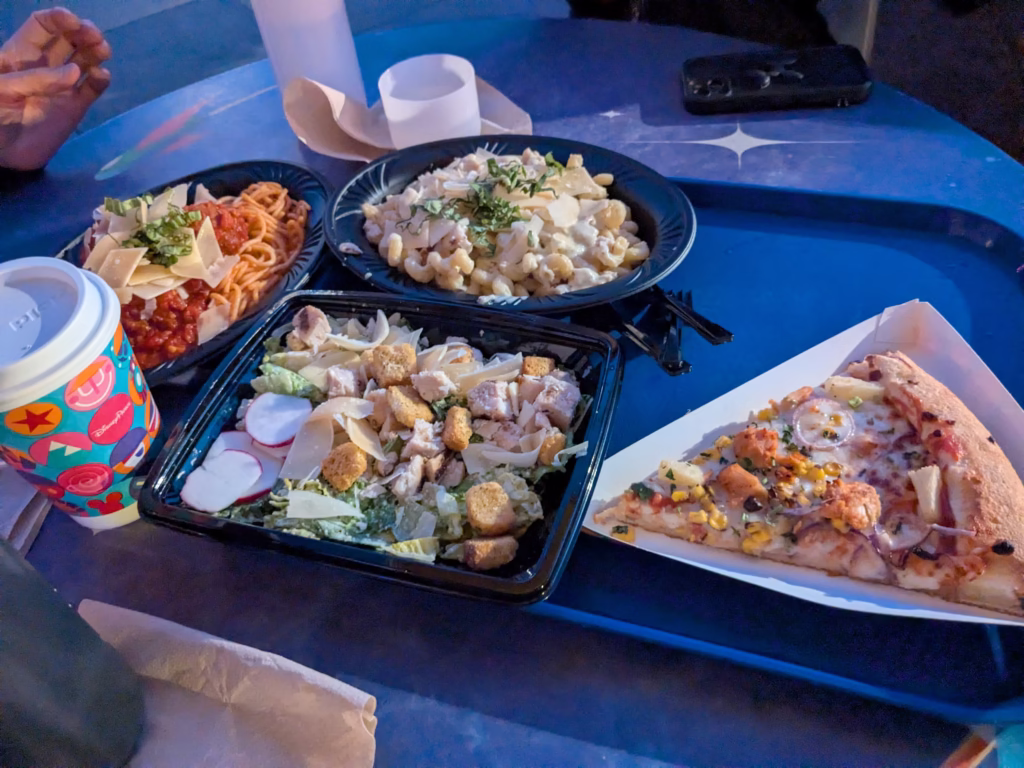 ランド_ピザプラネット食事